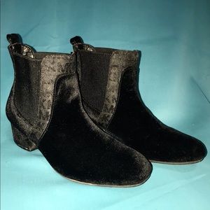 Michael Kors Youth 4 Black Ankle Boots